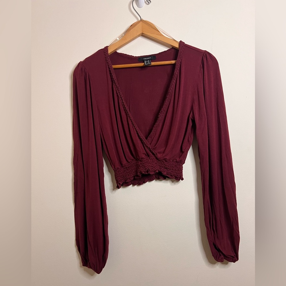 4/$25 Forever 21 women’s long sleeved cropped top dark red